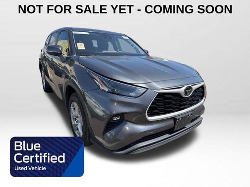 2024 Toyota Highlander LE