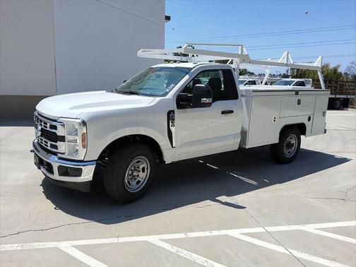 2025 Ford F-350 XL