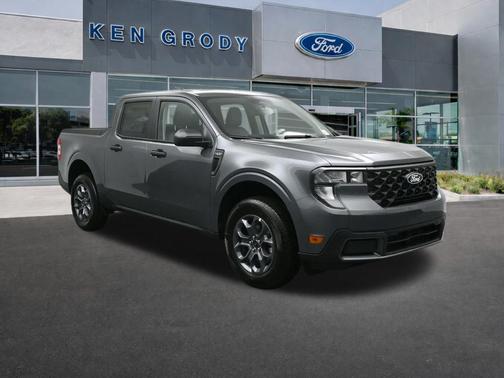 Gray Metallic 2026 Ford Maverick XLT