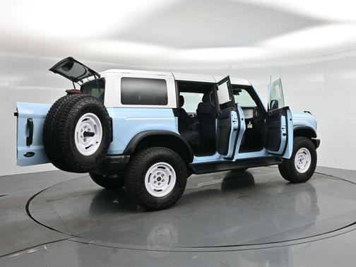 2025 Ford Bronco Heritage Edition