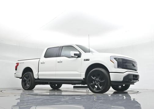 2025 Ford F-150 Lightning Platinum