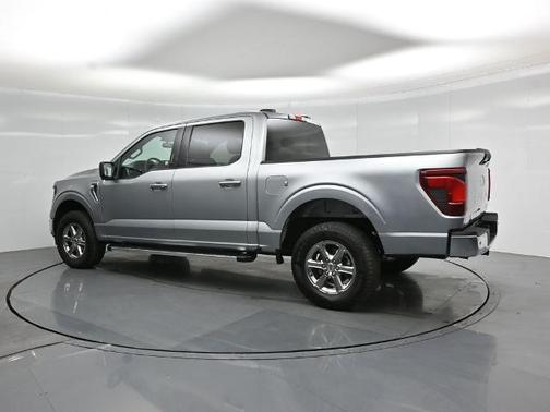 ICONIC SILVER METALLIC 2024 Ford F-150 XLT