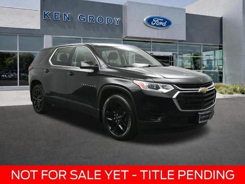 Mosaic Black Metallic 2020 Chevrolet Traverse LS W/1LS