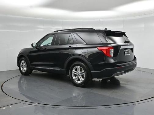 AGATE BLACK METALLIC 2023 Ford Explorer XLT