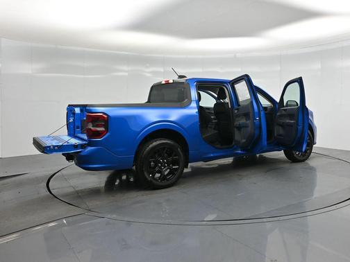 2025 Ford Maverick Lobo Standard