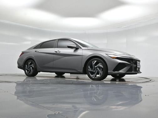 2024 Hyundai ELANTRA HEV Limited