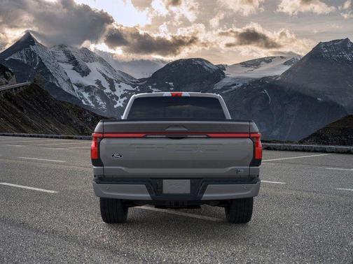 2025 Ford F-150 Lightning Platinum