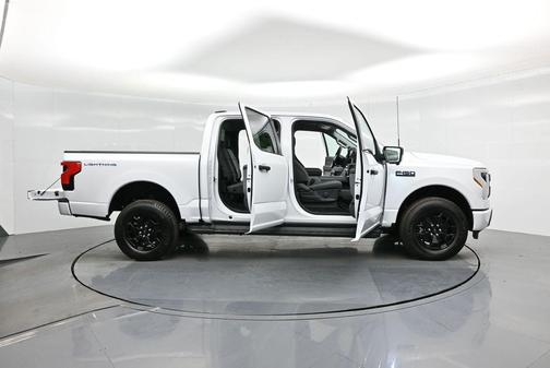 2025 Ford F-150 Lightning XLT