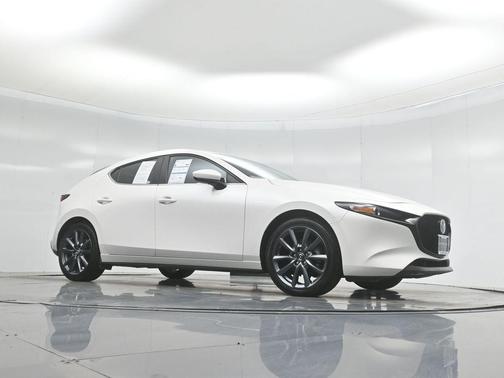 2023 Mazda Mazda3 FWD w/Preferred Package