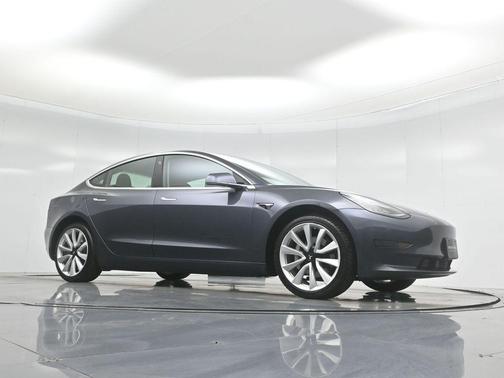 2019 Tesla Model 3 Standard Range Plus