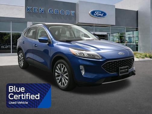 ATLAS BLUE METALLIC 2022 Ford Escape TITANIUM