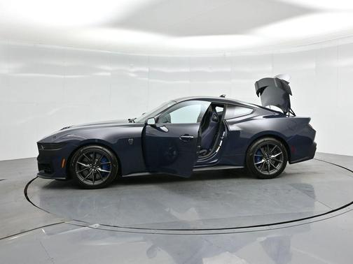 2025 Ford Mustang Dark Horse Fastback