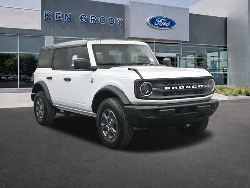 Oxford White 2026 Ford Bronco Big Bend