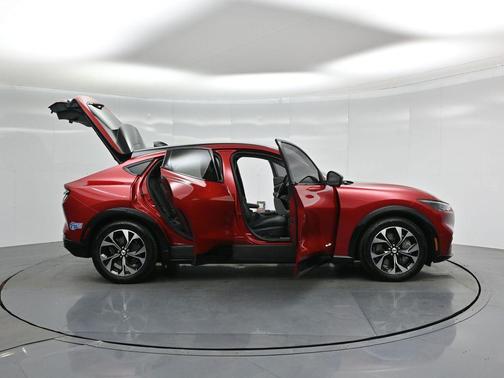 2021 Ford Mustang Mach-E Premium