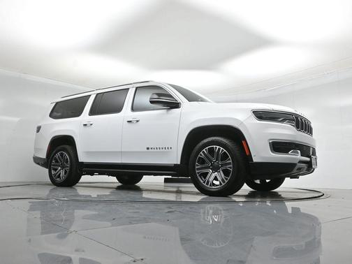 2024 Jeep Wagoneer L Series II 4x2