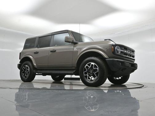 Gray 2026 Ford Bronco Outer Banks