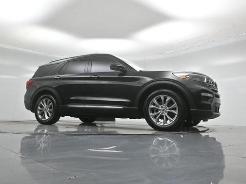 AGATE BLACK METALLIC 2021 Ford Explorer LIMITED