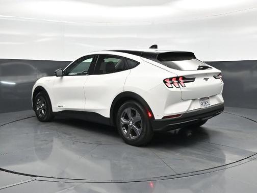 STAR WHITE MET TRI-COAT 2023 Ford Mustang Mach-E SELECT