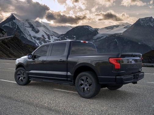 2025 Ford F-150 Lightning Flash
