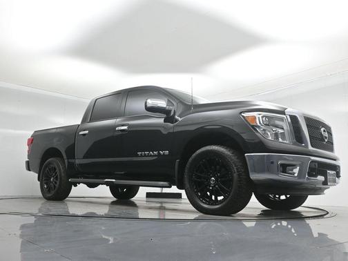 2019 Nissan Titan SL