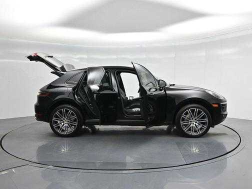 2017 Porsche Macan S