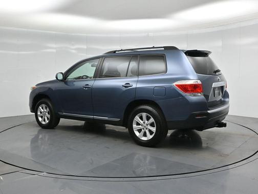 2013 Toyota Highlander SE