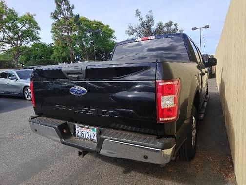 SHADOW BLACK 2018 Ford F-150 XLT