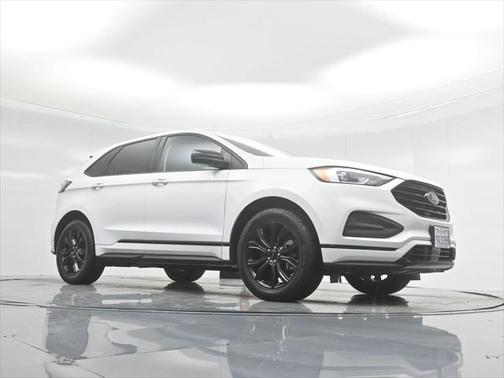 2023 Ford Edge SE