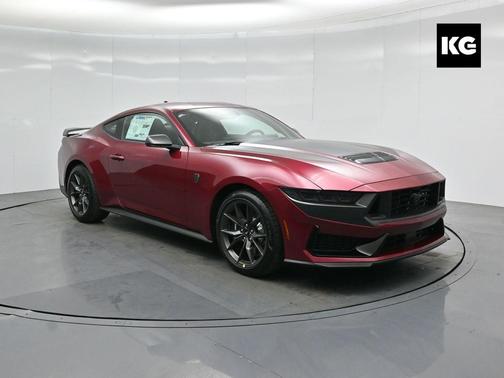 2026 Ford Mustang Dark Horse