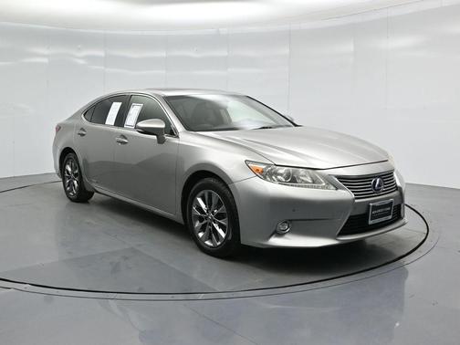 2015 Lexus ES 300h Base