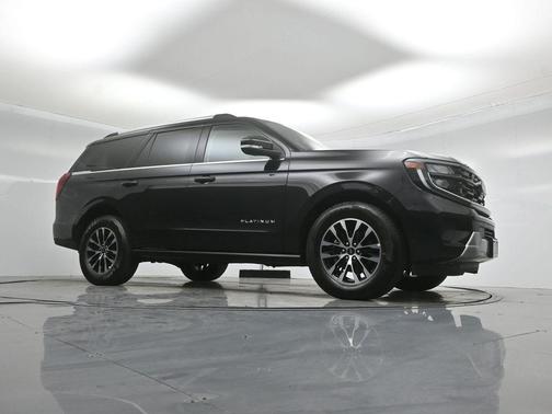 AGATE BLACK METALLIC 2025 Ford Expedition PLATINUM