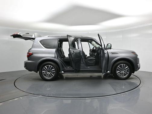 2024 Nissan Armada SL 4WD