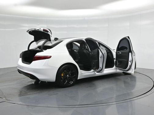 2021 Alfa Romeo Giulia Ti