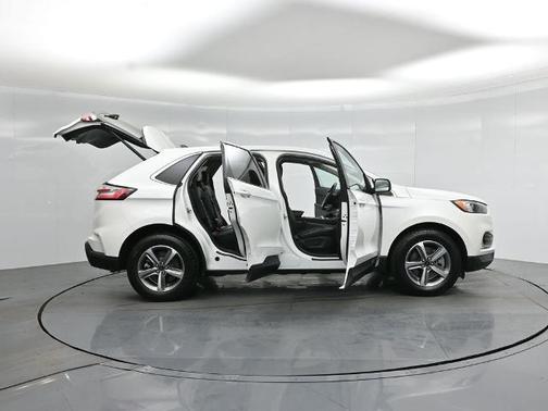 STAR WHITE 2023 Ford Edge SEL