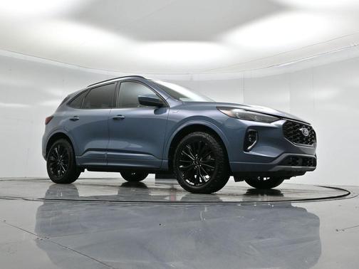 2023 Ford Escape ST-Line Elite