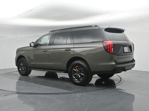 WILD GREEN 2025 Ford Expedition TREMOR