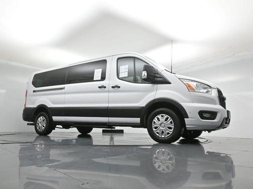 2022 Ford Transit-350 XLT