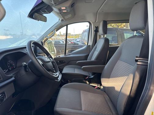 2022 Ford Transit-350 XLT