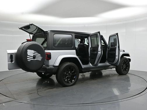Silver Zynith Clearcoat 2023 Jeep Wrangler 4xe Sahara