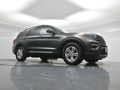 Magnetic Metallic 2020 Ford Explorer XLT