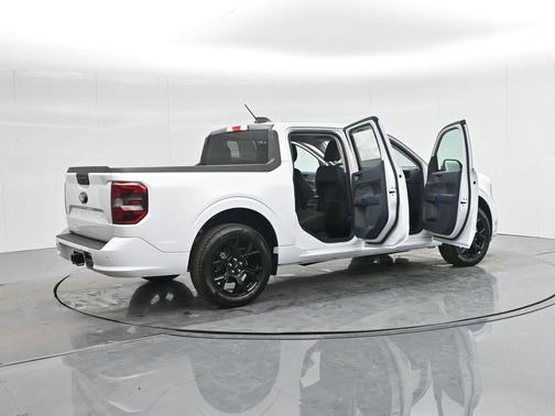 2025 Ford Maverick Lobo Standard