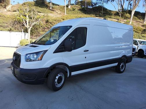 Oxford White 2026 Ford Transit-250 Base