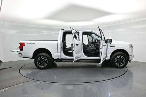 2023 Ford F-150 Lightning XLT