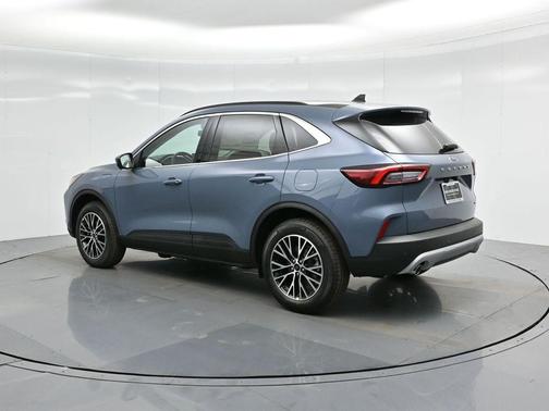 2025 Ford Escape PHEV SE