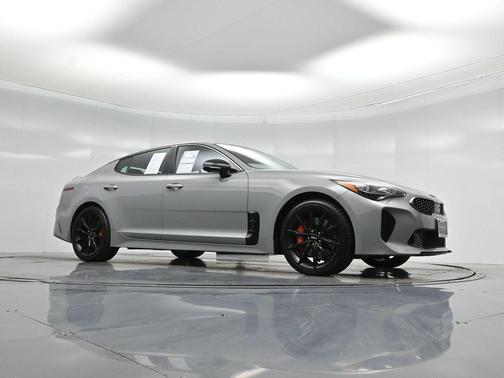 2022 Kia Stinger GT2