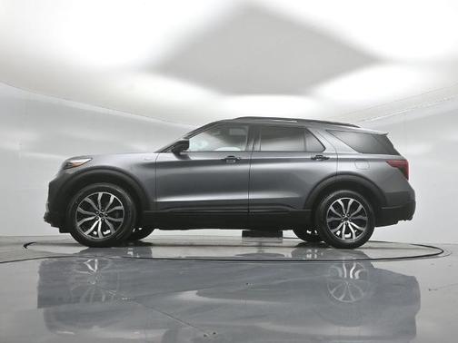 CARBONIZED GRAY METALLIC 2022 Ford Explorer ST-LINE