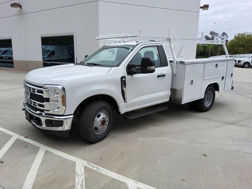 2025 Ford F-350 XL