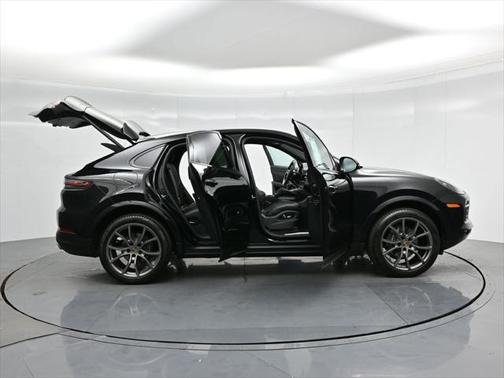 2020 Porsche Cayenne Base
