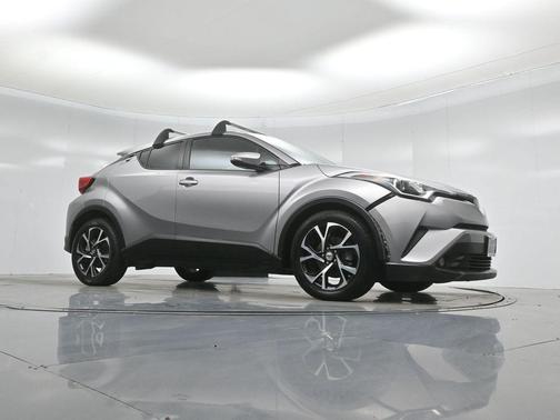 Silver Knockout Metallic 2018 Toyota C-HR XLE