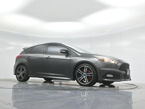 2017 Ford Focus ST ST